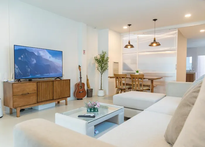 Sunny\'S Cozy Home